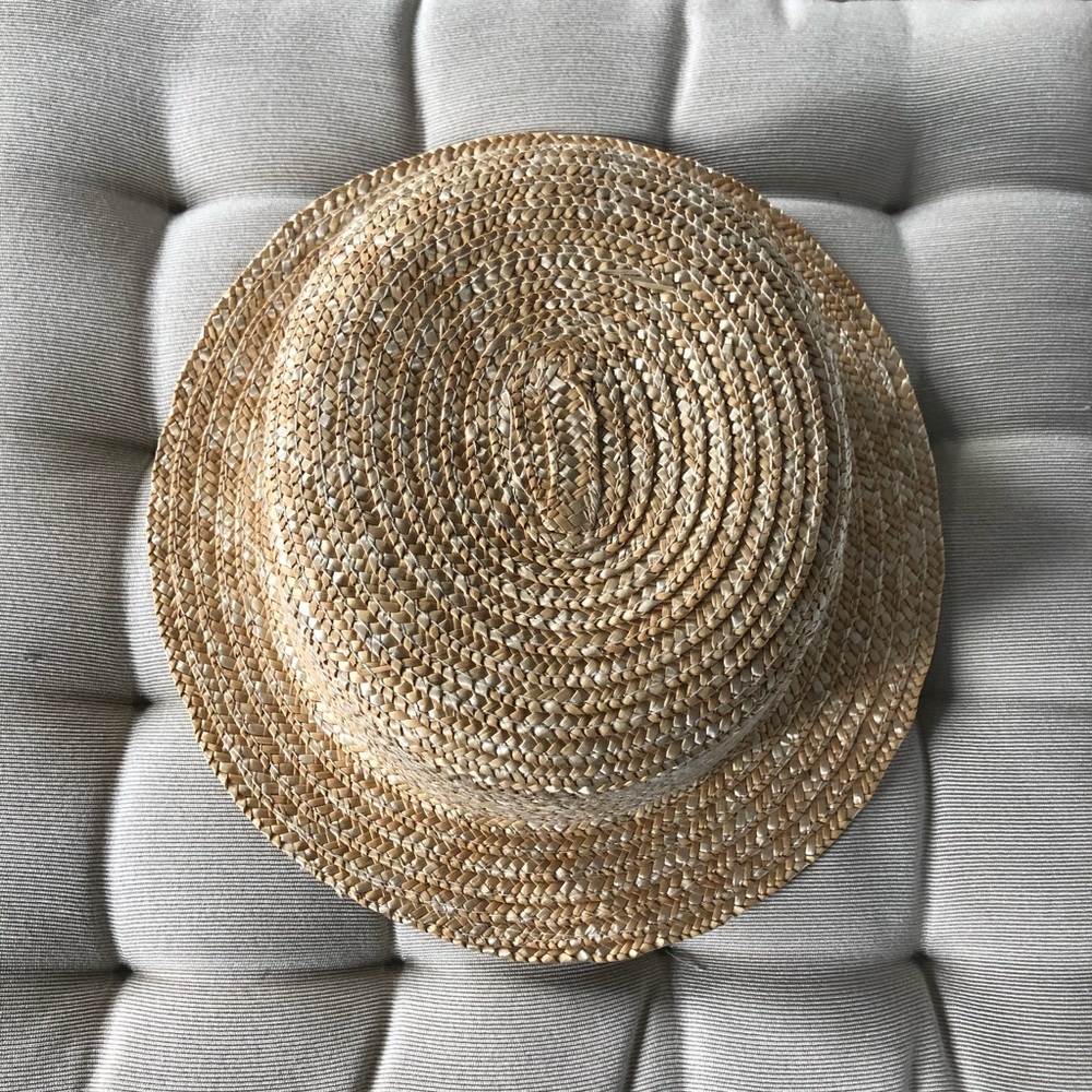 Beautiful Straw Hat NWOT.